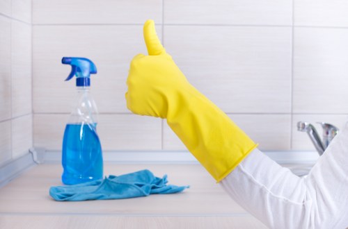 Commercial deep cleaning for a Belsizepark workspace